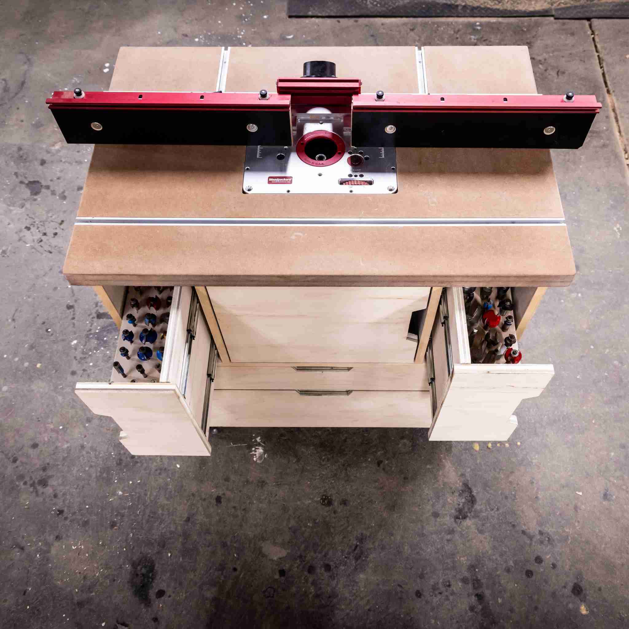 Basic Woodworking Router Table Plan - Image 4