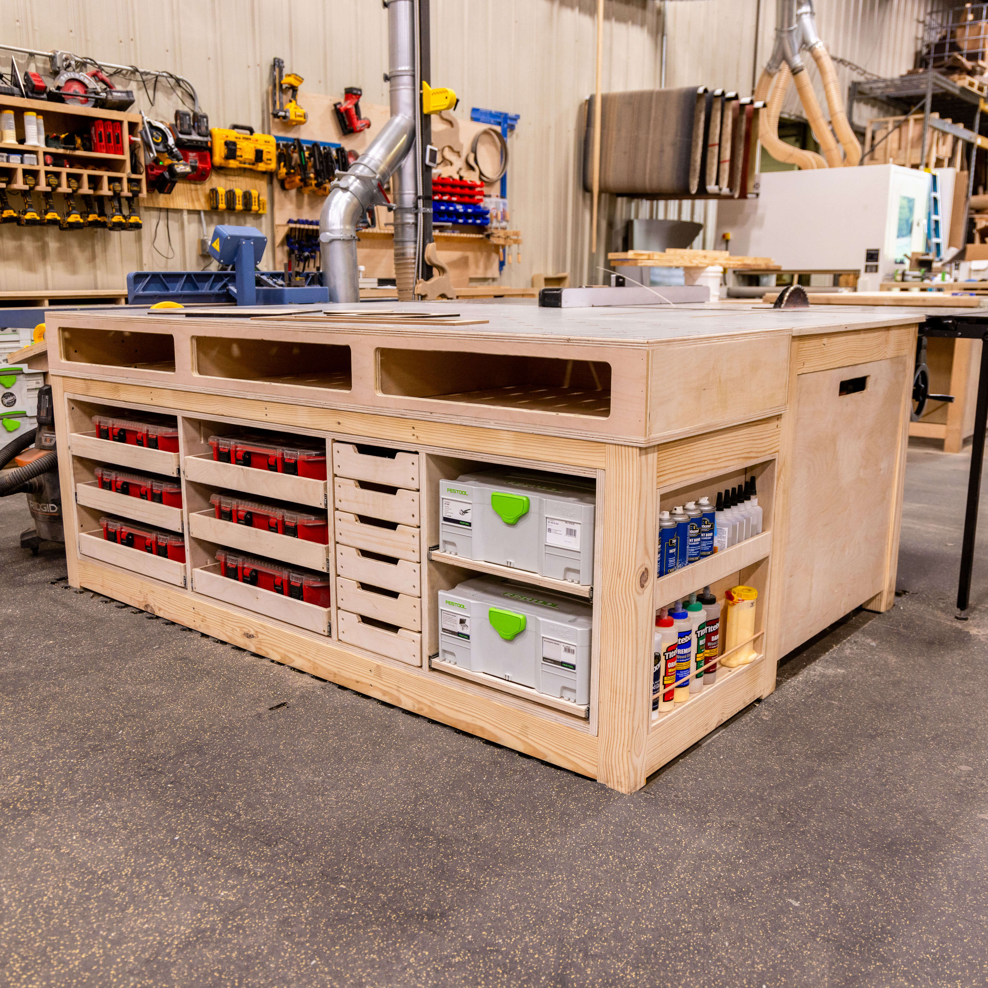 Table Saw Outfeed Table & Workbench Plan - Image 2